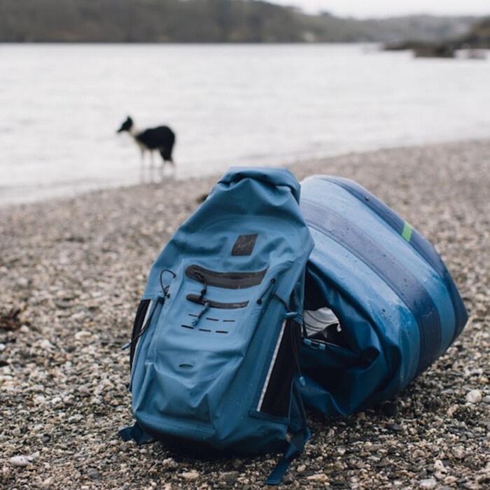 2024 Red Paddle Co Adventure Wasserdichter Rucksack 30L 002-006-000-005 - Storm Blau